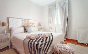 D10 Beach Apartment By Wave Properties